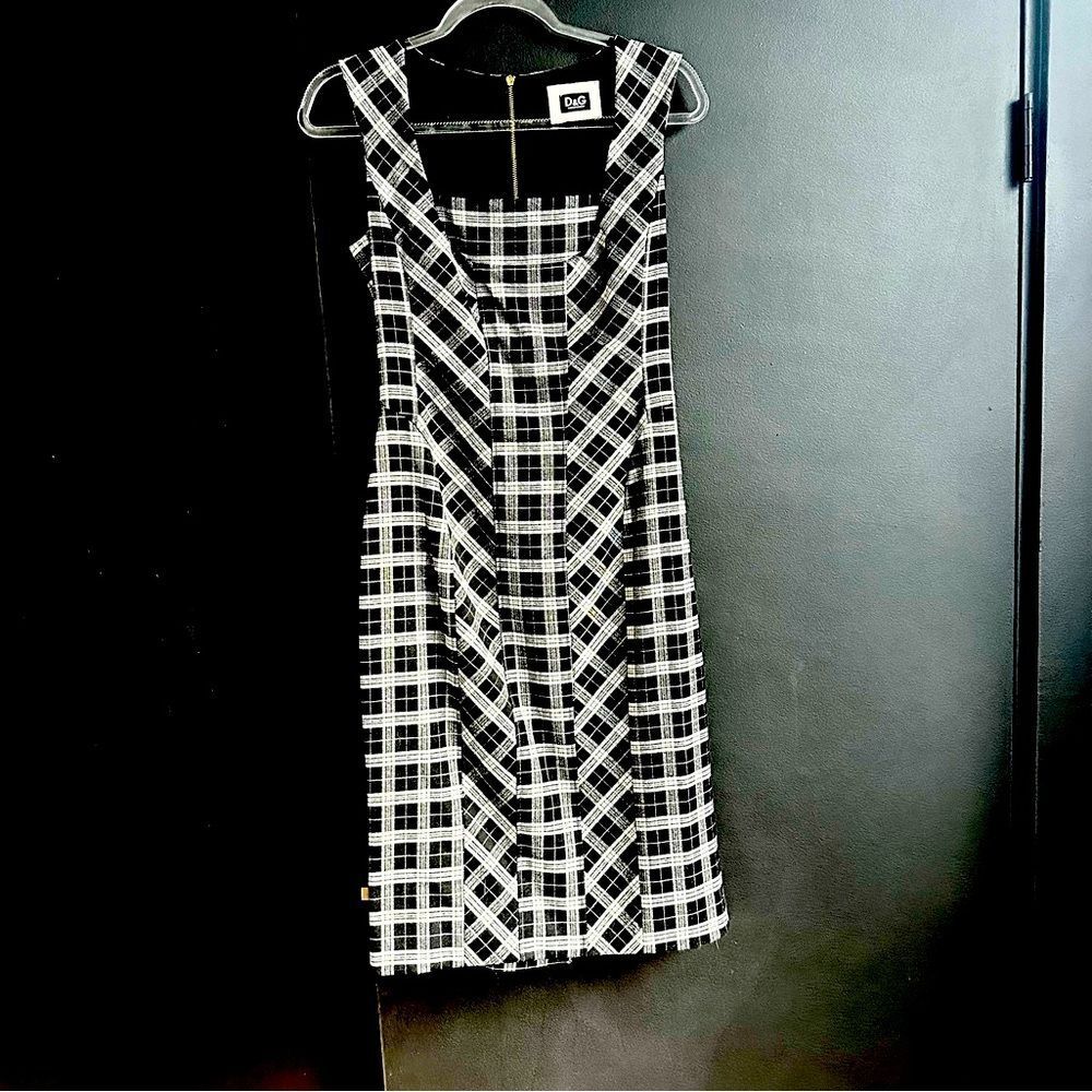 DOLCE & GABBANA classic black and white wool checkered plaid sleeveless pencil